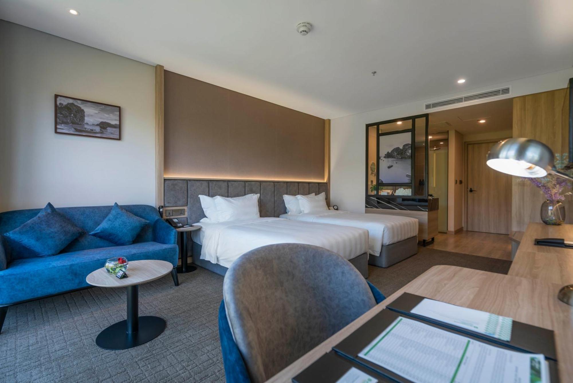 Wyndham Garden Legend Halong Hotel Ha Long Exterior photo