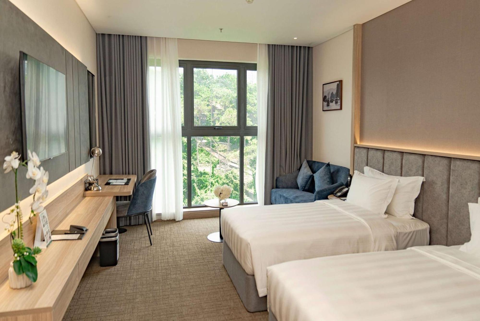 Wyndham Garden Legend Halong Hotel Ha Long Exterior photo